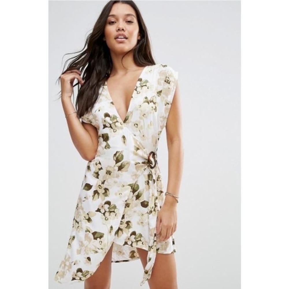 Zulu & Zephyr Beach Wrap Dress in Botanic Print